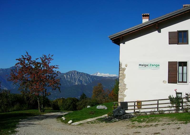 Trentino In Malga: Malga Zanga Guest House Арко Екстериор снимка
